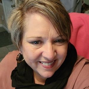 Meet your Posher, Lynne